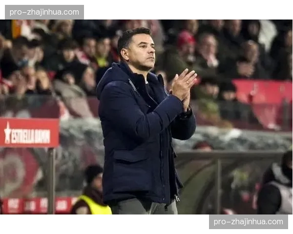 赫罗纳主教练米歇尔：谈“控球”与“直接”之间的平衡艺术